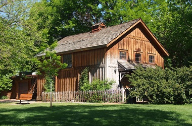 Calving Barn at Heritage Lakewood